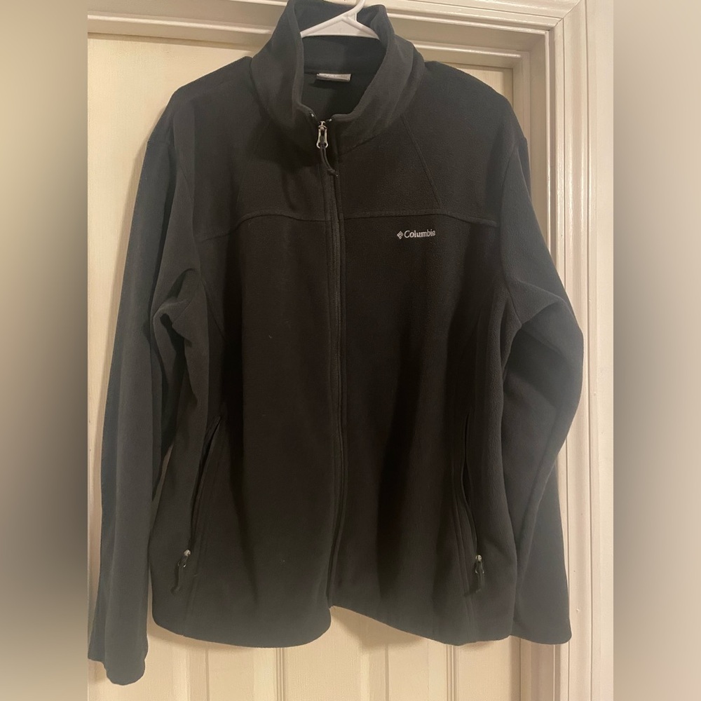 Columbia Black Outerwear
